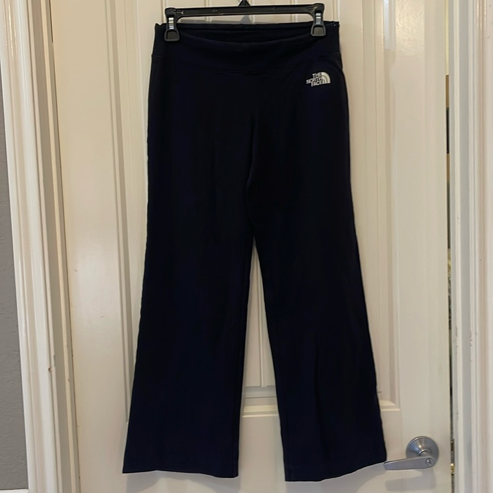 The North Face, Women’s Black Yoga Pants size S/P